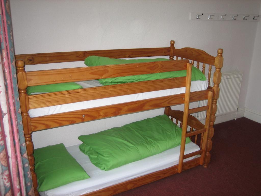 Yha Borth Hostel Стая снимка
