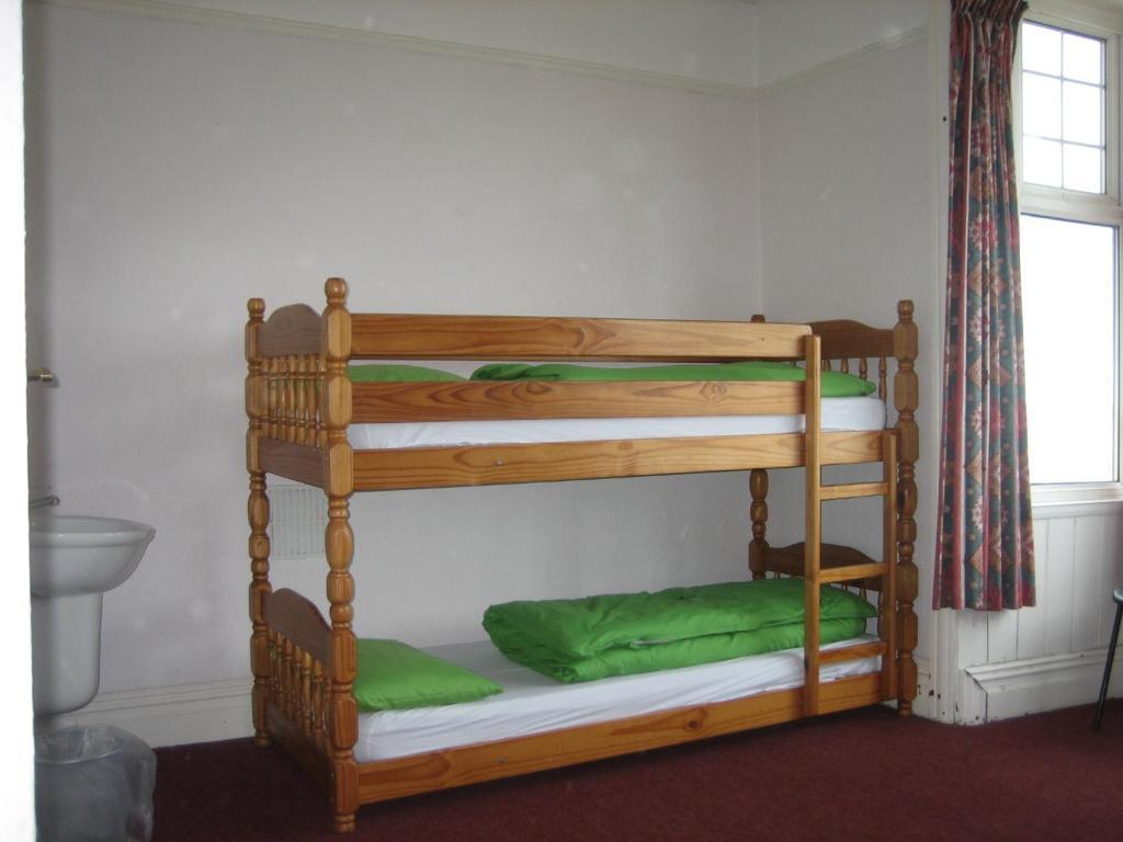 Yha Borth Hostel Екстериор снимка